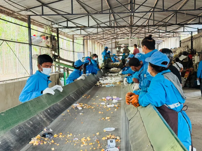 When One Bad Load Brings Everything to a Halt: The Hidden Cost of Recycling Contamination